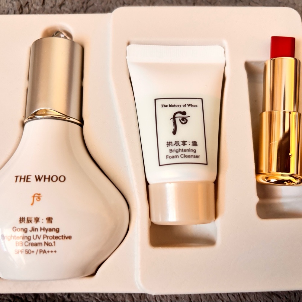 The Whoo Skincare Set with Lipstick